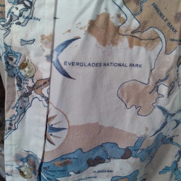 Columbia Sportswear Map Fish Button Down Shirt Large - Picture 7 of 11